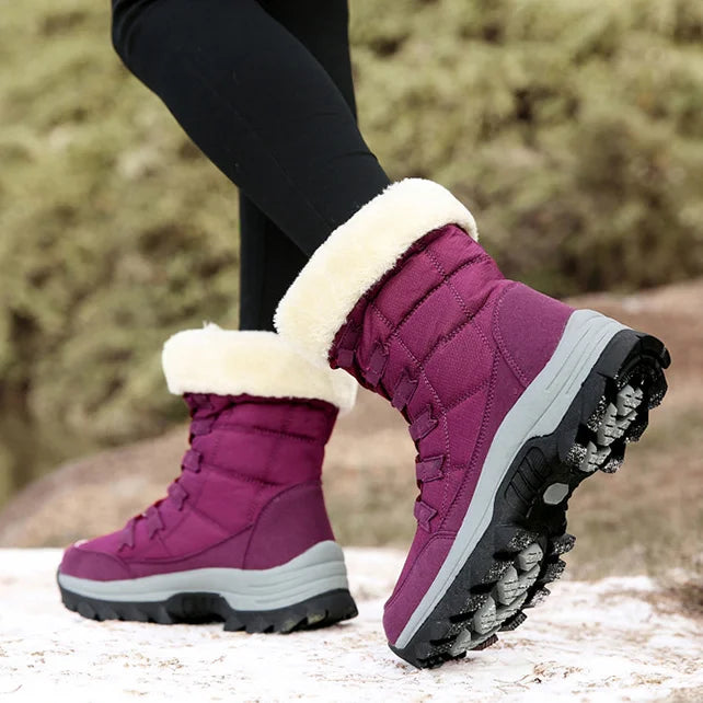 Maggie | Women's Quilted Lace-Up Winter Boots