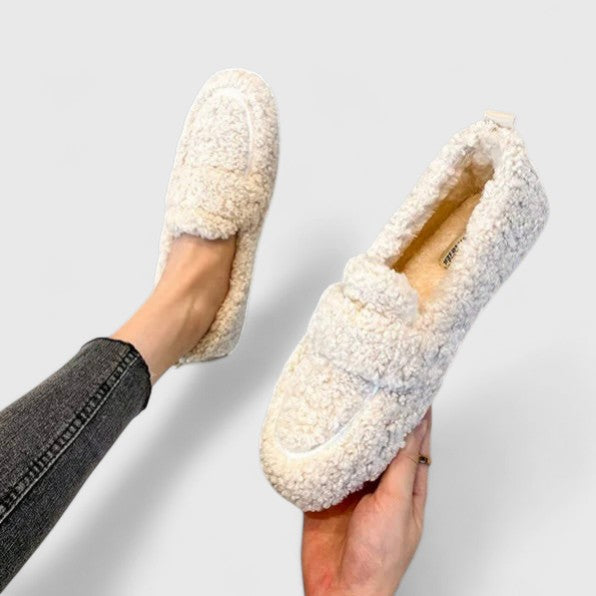 Mildred | Women's Textured Loafer Slippers