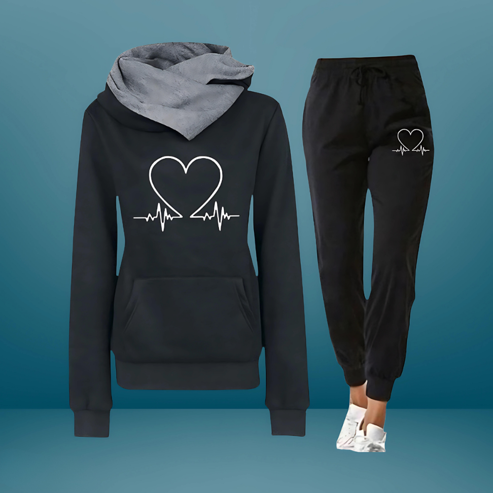 Evie | Women's Heart Print Hooded Tracksuit Set