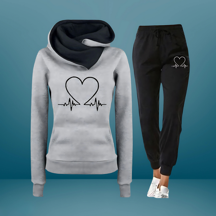Evie | Women's Heart Print Hooded Tracksuit Set