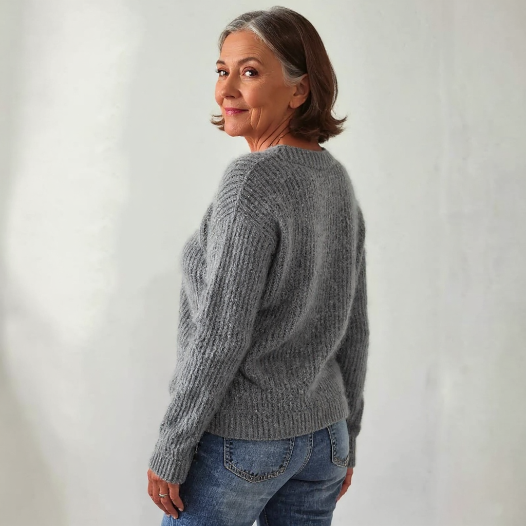 Linda | Women's Sheep Print Knitted Sweater